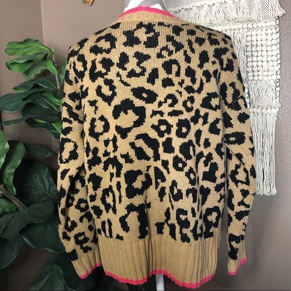 NWT Arizona Jean Co Leopard Pink Acrylic Sweater - Picture 2 of 9